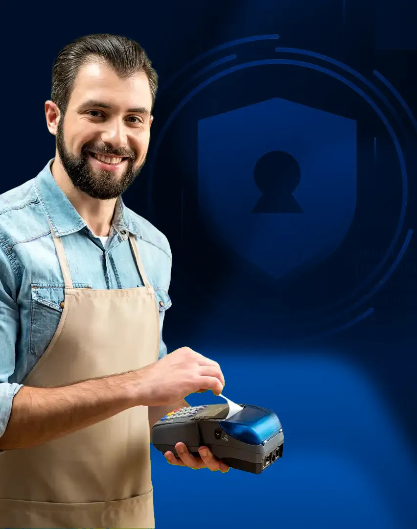 Comerciante cobrando en el POS junto al escudo de seguridad de Sistema Facturación Perú